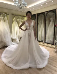 2021 plus size v neck mermaid wedding dress bridal gown for women with detachable train