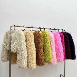 Nuovi Cappotti Invernali alla Moda Eco-Friendly in Pelliccia Sintetica Ultra-Corti, <span class=keywords><strong>Cappotto</strong></span> Mongolo <span class=keywords><strong>Senza</strong></span> <span class=keywords><strong>Collo</strong></span> a Maniche Lunghe, Cappotti Corti in Finta Pelliccia per Donne - Product Image 1
