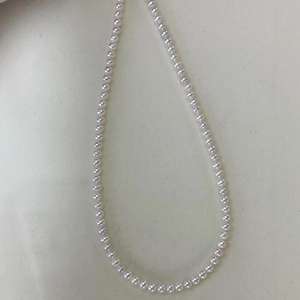 Collar Largo con Perlas Grandes, Diseño Exclusivo Wenchi, Cadena para Suéter, Versátil y Lujoso, Modelo 21252 - Product Image 2