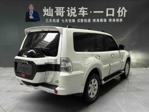 มิตซูบิชิ ปาเจโร V93 ปี <span class=keywords><strong>2022</strong></span> รถ SUV มือสองสำหรับขับขี่ออฟโรด เครื่องยนต์ 3.0L V6 เบาะผ้า รุ่นตะวันออกกลาง ขับเคลื่อน 4 ล้อ นำเข้า - Product Image 6