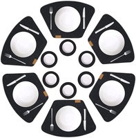 Tapis de table en feutre absorbant résistant à la chaleur de haute qualité en forme d'éventail Lot de 6 napperons et 6 sous-verres en verre pour table de cuisine à manger