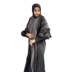 Qualité supérieure Tendance Élégant Robe pour femme musulmane Abaya Ceruti Matériaux personnalisés Respirant Intemporel Elégant Premium - Product Image 4