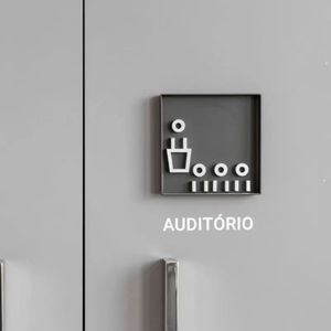 Panneau CARREY Support de sol extérieur éclairé personnalisé Panneau de bâtiment <span class=keywords><strong>immobilier</strong></span> Panneaux <span class=keywords><strong>d</strong></span>'orientation directionnels - Product Image 2