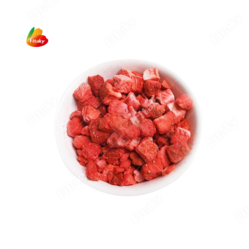 Chinese Frozen Strawberry Diced Dried Strawberry Freeze Dried Fruit