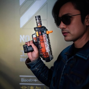 Nueva Pistola de Juguete Delta MP7, Lanzador de Petardos de Plástico con Pilas, Pistola de Juguete de Disparo de Balas Blandas - Product Image 4