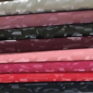 इको फ्रेंडली छलावरण 3 डी प्रभाव 0.8 मिमी काले पु कपड़े रोल fax चमड़े - Product Image 2