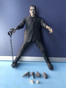Neca โมเดลภาพยนตร์แนวสยองขวัญแฟรงเก้นสไตน์ข้อต่อข้อต่อข้อต่อที่เคลื่อนไหวได้ตุ๊กตาโมเดลของเล่นสำหรับสะสม - Product Image 3