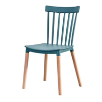 Chaises de salle à manger modernes de luxe en plastique, design nordique, avec structure en bois, pour la maison, la cuisine et le jardin