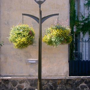 Macetas Verticales para Decoración de Carreteras, Macetas Colgantes con Autorriego para Flores, Sin Recubrimiento, SL-Y040, Plástico, 10 Piezas - Product Image 5