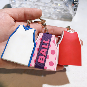 سلاسل مفاتيح مطاطية ثلاثية الأبعاد جديدة وتنافسية بتصميم كرتوني مخصص لفرق الأندية - Product Image 5