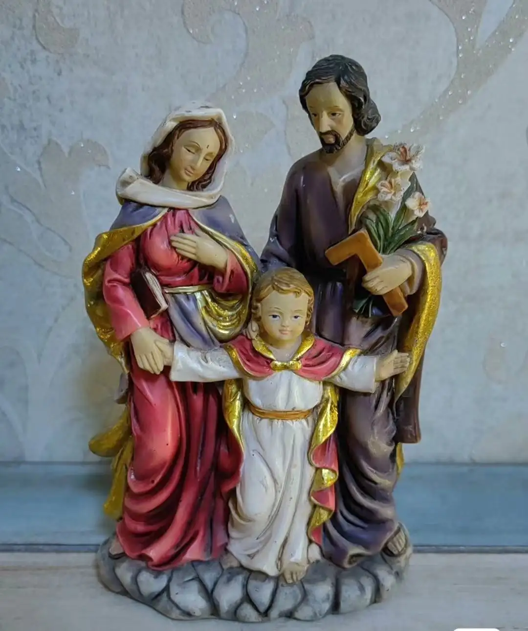 Resin Christmas Table Decoration Nativity Hand Painted Polyresin Holy Family Statue