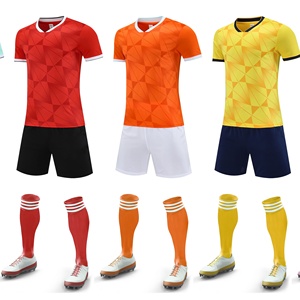 Maglie da <span class=keywords><strong>calcio</strong></span> personalizzabili con stampa digitale per vendita all'ingrosso. Maglie da <span class=keywords><strong>calcio</strong></span> alla moda, ad asciugatura rapida e leggere per uomo. - Product Image 1