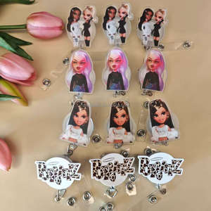 Porta Badge Infermiera Power Puff in Acrilico con Porta Tessere Retrattile a 360 Gradi °   Clip a Forma di Coccodrillo, Accessori e Regali <span class=keywords><strong>per</strong></span> Infermieri e Dottori - Product Image 4