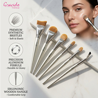 Ensemble de pinceaux de maquillage Gracedo OEM 7 pièces, poils synthétiques ultra plats et courbes, manche en bois, pour le visage et le correcteur