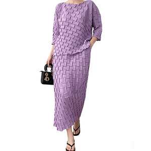 <span class=keywords><strong>Completi</strong></span> Morbidi ed Elastici da <span class=keywords><strong>Donna</strong></span> Design Unico Alta Qualità Abiti Plissettati Eleganza Stile Miyake Abiti Turchi <span class=keywords><strong>Completi</strong></span> <span class=keywords><strong>Taglie</strong></span> Forti da <span class=keywords><strong>Donna</strong></span> - Product Image 3
