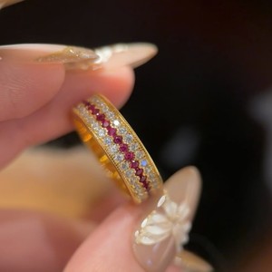 Bague d'hiver vintage de luxe haut de gamme, style rétro français, en cuivre électroplaqué, sertie de rubis rouges - Product Image 1