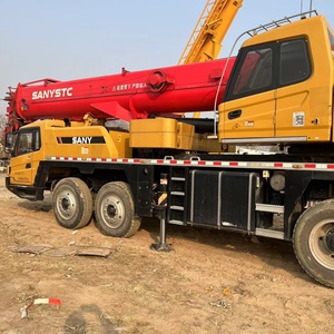 Grue mobile sur camion SANY STC1000 d'occasion, 100 tonnes, direction intégrale - Système hydraulique intelligent, flèche de 75 m pour la construction de ponts - Product Image 4