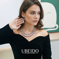 Ensemble de bijoux UBEIDO au design exquis en forme de goutte d'eau, ensemble de collier et de boucles d'oreilles en zircone cubique de haute qualité, pierre rouge, pour femmes