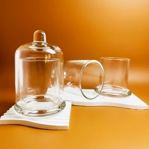 Pot à bonbons de stockage de bougie parfumée mate transparente pour décoration de la maison personnalisée avec dôme de couverture de cloche en verre - Product Image 1