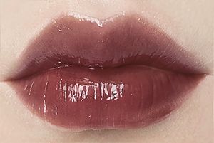 Brillo Labial Líquido Personalizado al por Mayor MLM, Bajo MOQ, Alta Calidad, Resistente al Agua, con Saborizante, Etiqueta Privada, Vegano, Color Rosa, Efecto Voluminizador - Product Image 5