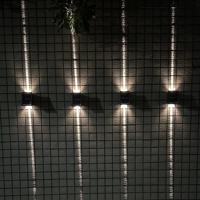 Lampe solaire murale décorative extérieure à faisceau unique, étanche IP65, blanc chaud, LED RGB avec capteur et télécommande