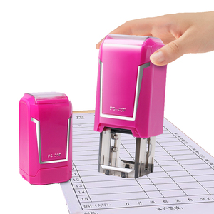 Carré 20x20mm encre à base d'huile caoutchouc Laser <span class=keywords><strong>timbre</strong></span> montage auto-encreur tampon en caoutchouc matériau OEM vide auto-encreur <span class=keywords><strong>timbre</strong></span> - Product Image 1