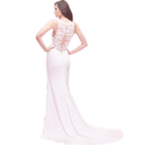 <span class=keywords><strong>Robe</strong></span> de mariée sexy d'été à dos en dentelle blanche unie avec sentier - Product Image 1