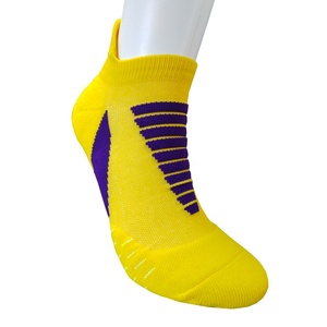 Chaussettes de sport respirantes et confortables pour athlètes, logo personnalisé, coupe basse, cheville courte, chaussettes de course athlétiques - Product Image 5