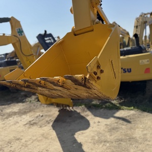 Efficient, Strong, Low Hour Municipal <b>Engineering</b> Backhoe Excavator 16 Ton Komatsu PC160LC-7 Used Crawler Hydraulic Excavator - Product Image 3