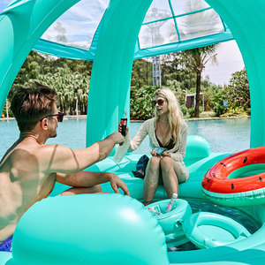 Isla flotante inflable con toldo para piscina, uso en hoteles y resorts al aire libre, capacidad para 5-10 personas, material de PVC - Product Image 3