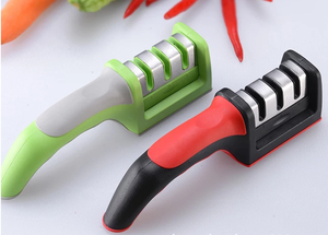 MJ Affûteur de <span class=keywords><strong>couteaux</strong></span> portable multifonction 3-en-1 à succès avec poignée en caoutchouc antidérapante en acier inoxydable écologique – <span class=keywords><strong>Meilleur</strong></span> prix - Product Image 3