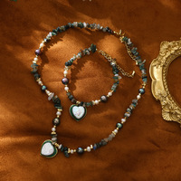 Collier et Bracelet Pendentif Cœur Baroque Peint à l'Huile, Design Agate et Perle, Chaîne Clavicule, Bijoux Uniques et Polyvalents pour Voyage et Fête