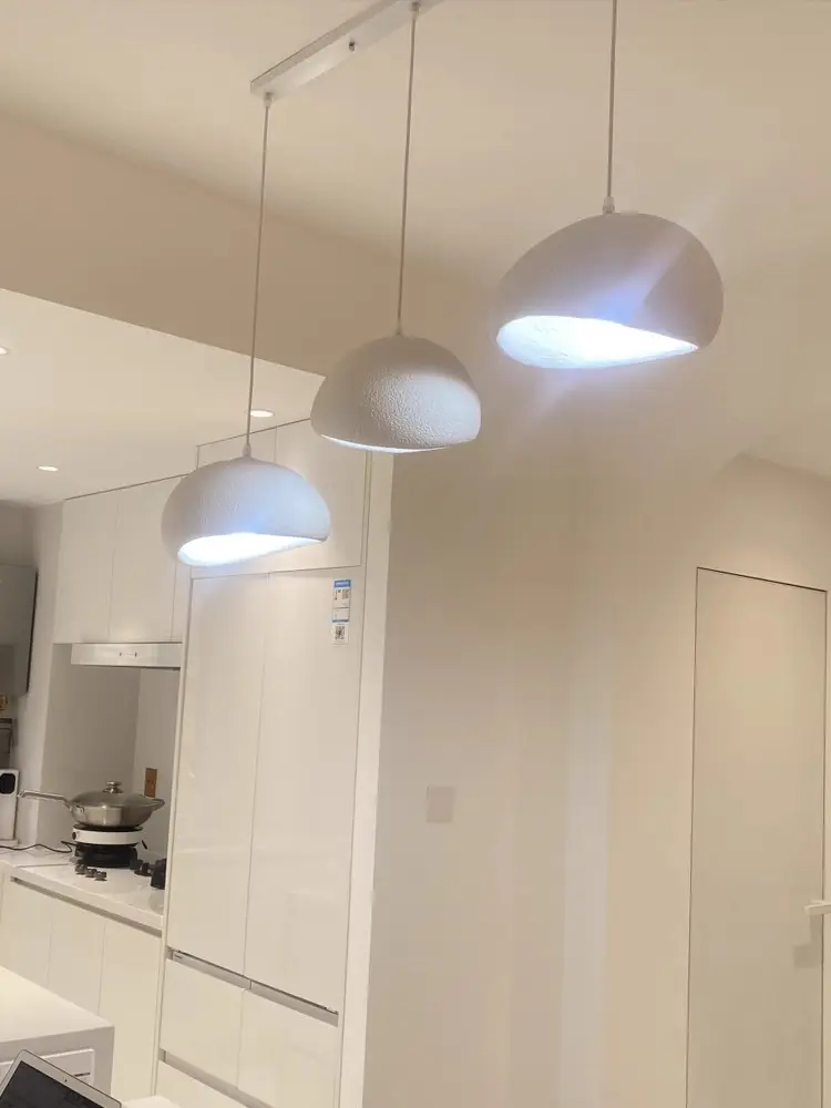 Diseñadores japoneses modernos simplicidad creativa luz lujo arte crema estilo piedra colgante luz para sala de estar Hotel