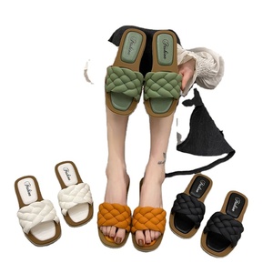 Nouvelles sandales plates coréennes d'été pour femmes, style décontracté, à plateforme, pour la plage et le quotidien - Product Image 1