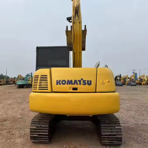 Komatsu d'occasion de qualité supérieure, 7 tonnes, pelleteuse sur chenilles PC70 d'occasion avec moteur central et moteur - Product Image 1