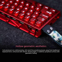Clavier mécanique à axe magnétique USB filaire RGB 61 touches, design ajouré personnalisable, boîtier entièrement en alliage d'aluminium CNC
