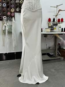 Ensemble de banquet haut de gamme Bettergirl 2026, nouveau haut sans bretelles à armature en os de poisson, coupe ajustée, jupe sirène amincissante - Product Image 6