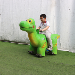 Coche de juguete de dinosaurio de dos cabezas personalizado con batería para niños, vehículo de juego al aire libre con control remoto y música - Product Image 4