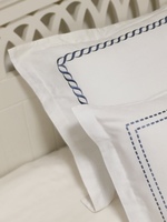 Prix d'usine – Nouvelle parure de lit plate brodée 4 pièces en coton satiné 400 fils/pouce², 100 % coton, écologique, taille Queen, style minimaliste blanc