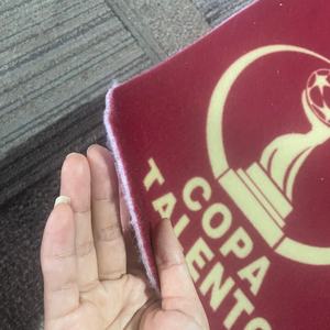 Ensembles de tapis modernes faits à <span class=keywords><strong>la</strong></span> machine en polyester de haute qualité à poils bas Tapis de bureau personnalisé Rouleaux d'expositions <span class=keywords><strong>Prière</strong></span> commerciale - Product Image 3