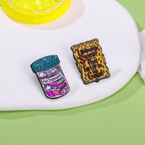 Spille in Resina e Lega di Zinco Smaltate Personalizzate YINI - 'Giuro Solennemente' e Spille a Forma di Barattolo di Libri Antidepressivi, Regali Promozionali - Product Image 2