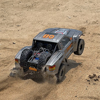 Voiture RC électrique sans balais à empattement court, véhicule tout-terrain pour adulte, Monster Truck à grandes roues, 4x4, haute vitesse, pour la montagne