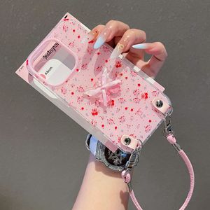 Style français Portable pour 16promax étui <span class=keywords><strong>de</strong></span> téléphone portable pour Apple IPhone15 petite poignée <span class=keywords><strong>de</strong></span> téléphone en TPU Design papillon cerise florale pour - Product Image 2