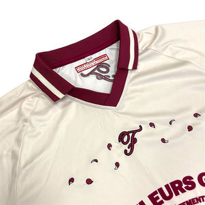 T-shirt en polyester à col en V personnalisé en usine T-shirt de sport ample et confortable respirant de grande taille - Product Image 2