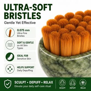 Peigne Gua Sha en jade 2-en-1 et brosse sculptante pour le visage, pour la définition de la ligne du menton et du double menton, et le drainage lymphatique - Product Image 6