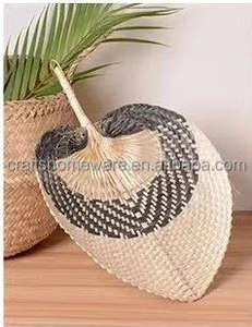 Éventails à main naturels multicolores en feuilles de palmier, décoratifs, tissés à la main en bambou et fibre naturelle, faits à la main - Product Image 2