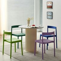 Chaise de salle à manger moderne empilable en plastique coloré, chaise de loisirs simple pour la maison en PP, chaise de salle à manger en plastique
