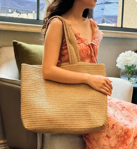 Sac fourre-tout en paille tressée grande capacité pour femme, idéal pour l'été, la plage et les vacances en bord de mer, vente en gros disponible - Product Image 1