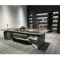 Nouveau design, bureau moderne de luxe, support avant en bois plaqué, peinture brillante, canapé carré incurvé, table basse latérale