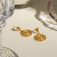 Boucles d'oreilles spirales en acier inoxydable anti-ternissement J&D, anti-moustiques, en forme de diamant taillé, pour femmes